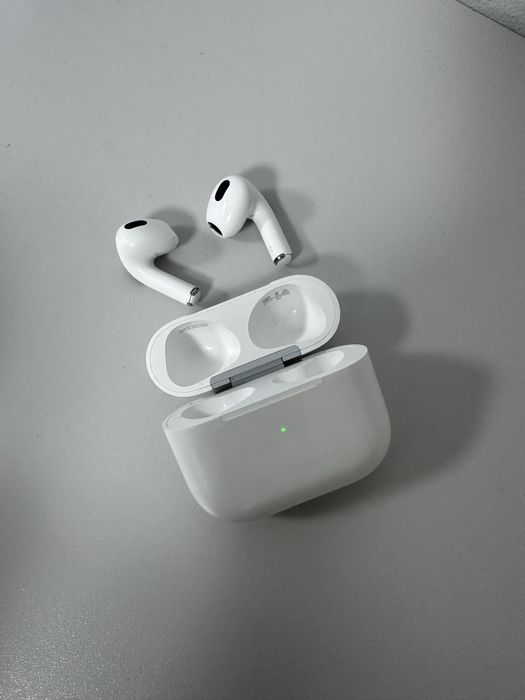 Наушники AirPods 3