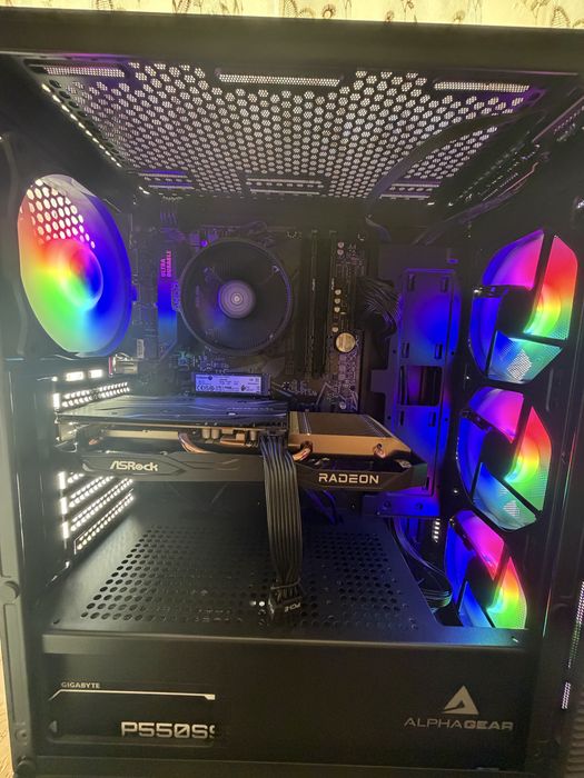 PC Gaming Ryzen 5 5600 | RX 6600 | 16GB RAM | 1TB SSD