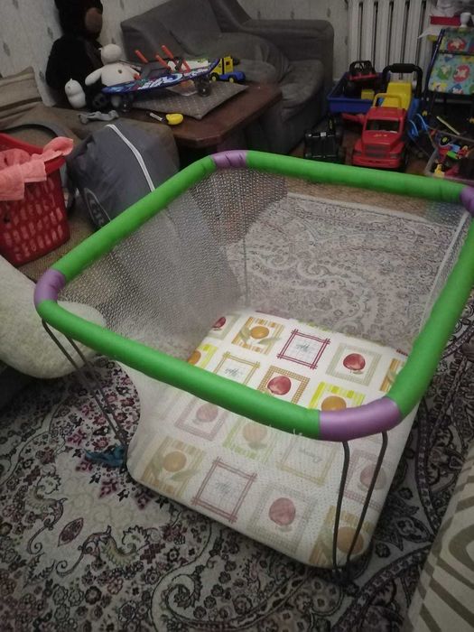 Детский игровой манеж