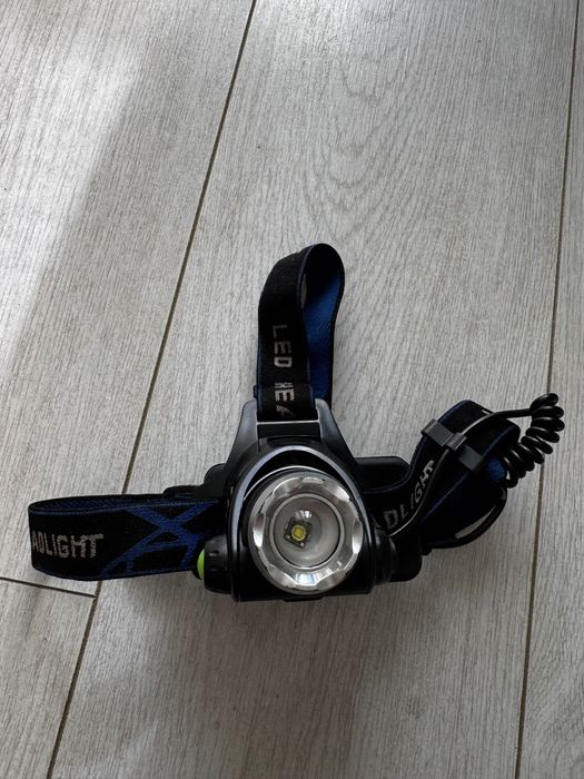 Vând o lanternă antiexplozie Nightstick