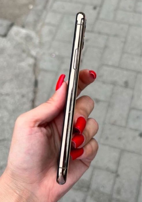 Iphone 11 pro gold/возможен обмен