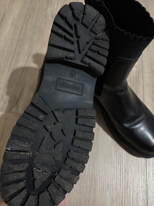 Боти черни естествена кожа размер 41