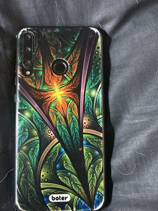 Продава се телефон HUAWEI P40 lite E