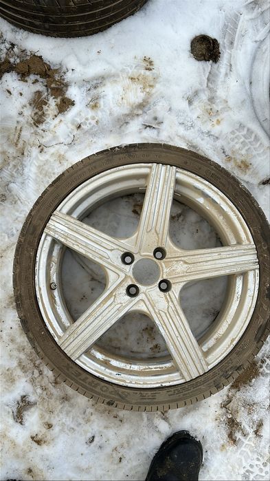 17лік аяқ сатылады