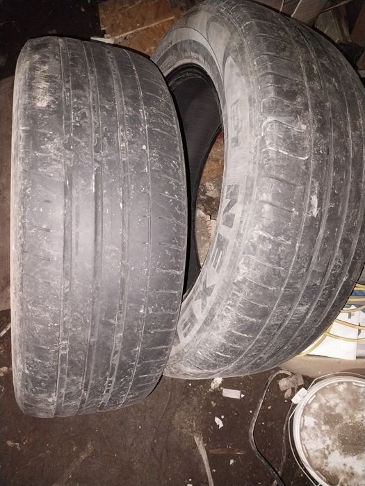 Шины 235/60/ R 18 б.у 2шт