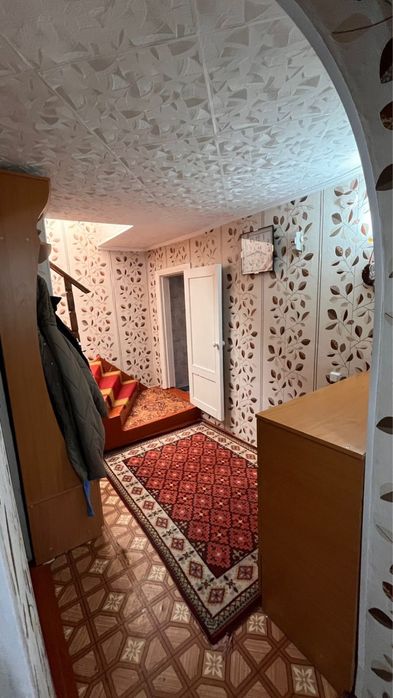 Продам двухэтажный дом