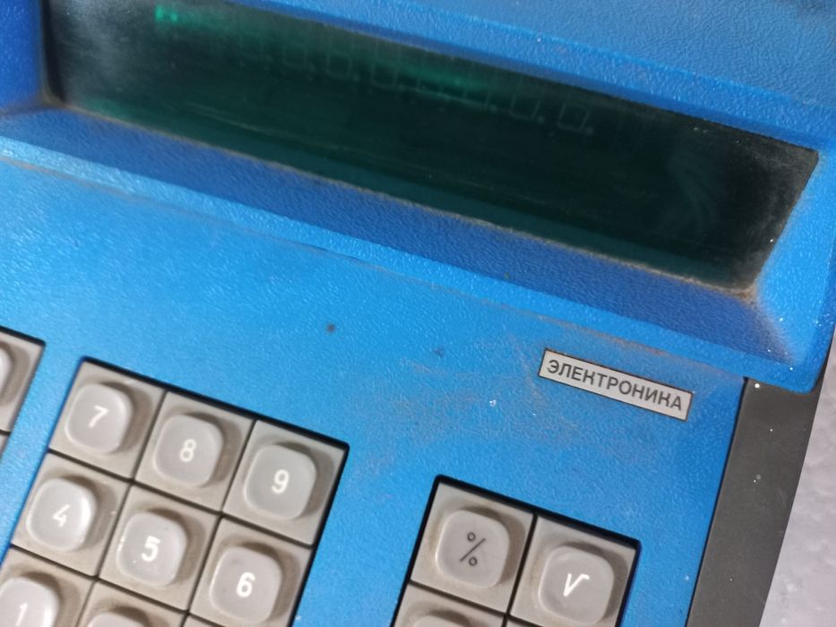 продам калькуляторы