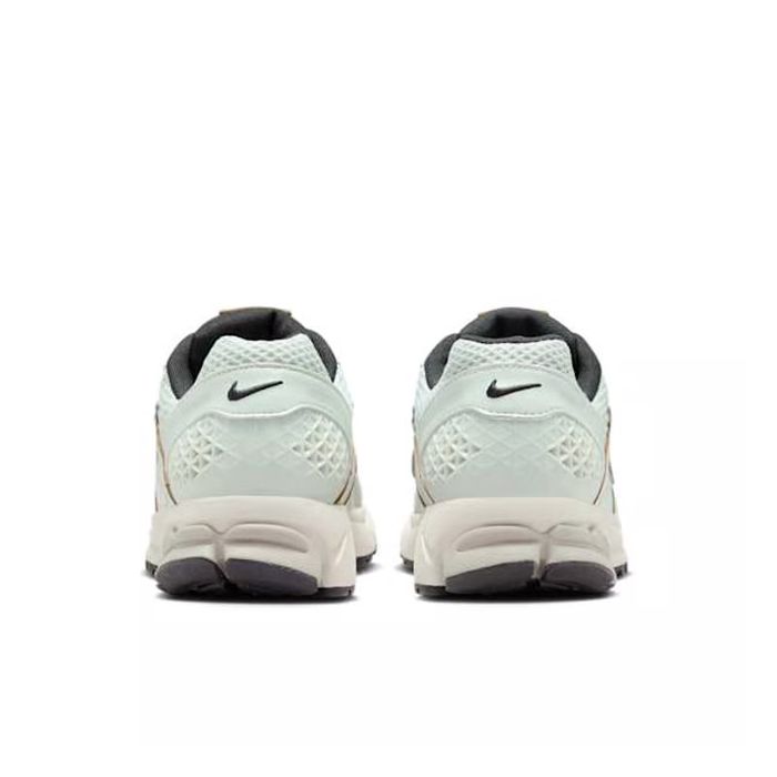 Nike Zoom Vomero 5