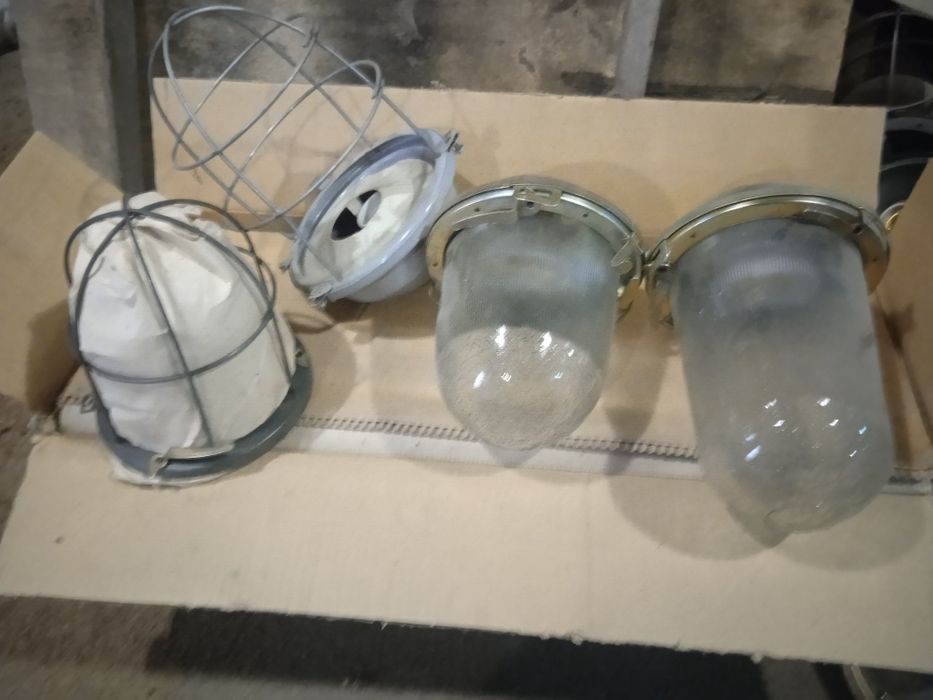 Продам плафоны и лампы