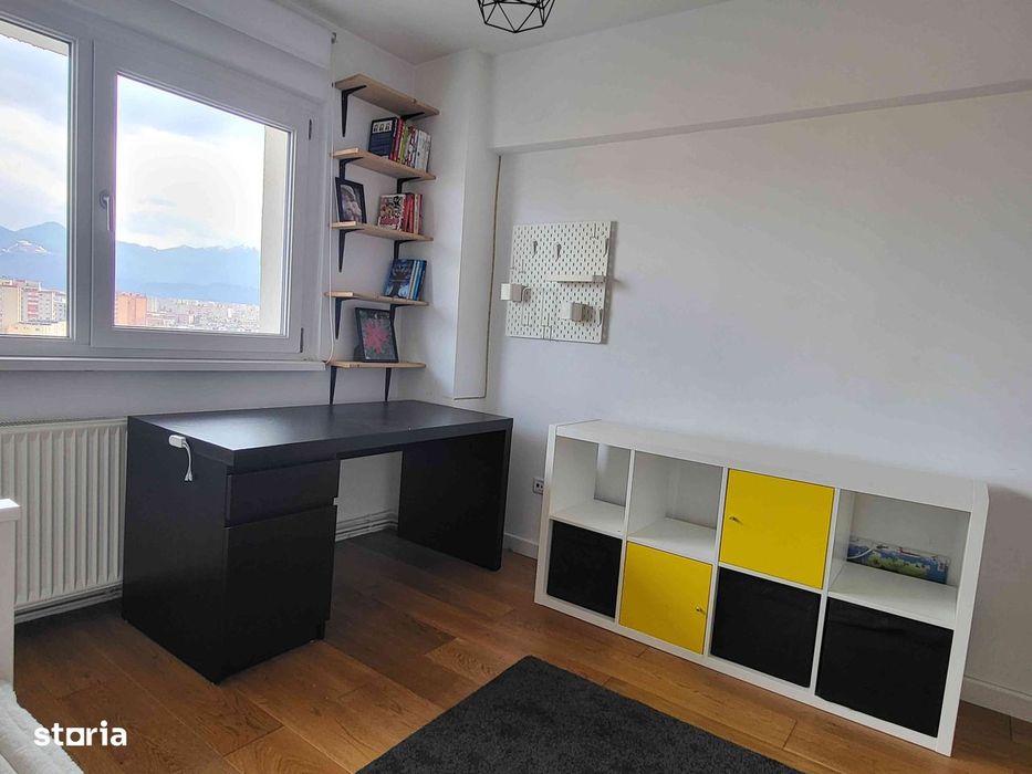 Apartament 3 camere, open space, luminos, vedere munți si Tâmpa.