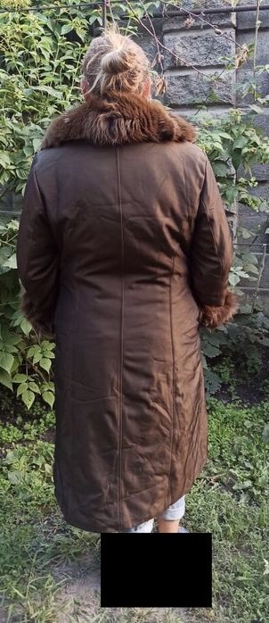 Продам кожаную куртку, пальто Пихора
