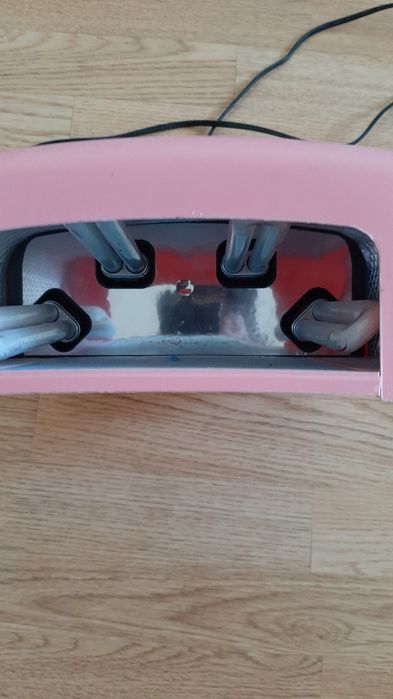 Ультрофиолетовая лампа