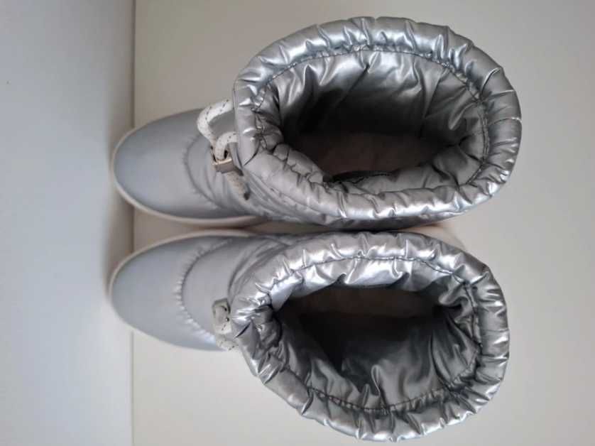 Vand cizme de zapada Karl Lagerfeld argintii, model KL61550, marime 37