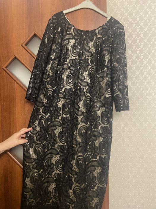 Платье в отличном состоянии