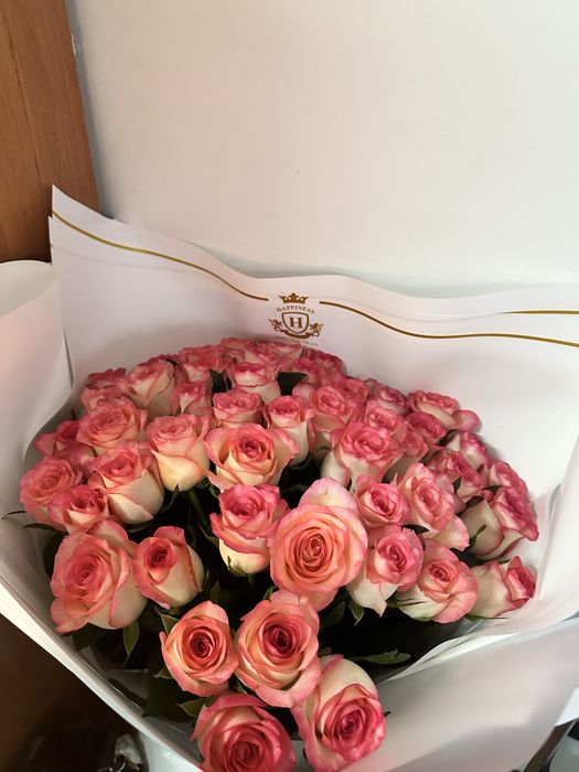 Цветы 51шт роза торг бар