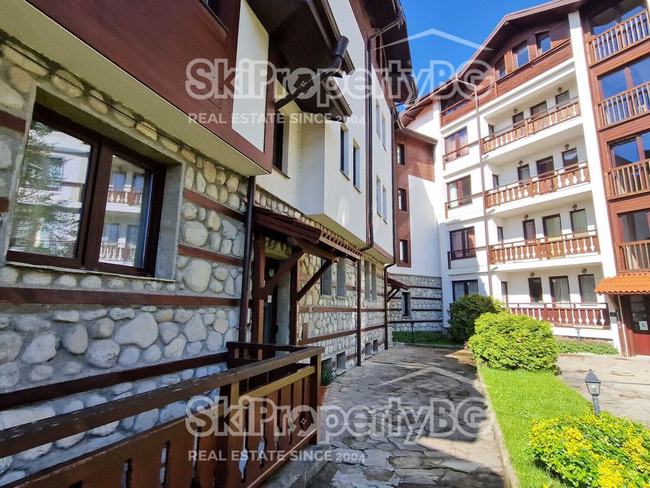 Просторно студио за продажба, на 100 м. от лифта!