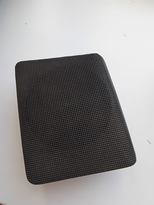 Колонкт музыкальные от Пассат Б3 оригинал