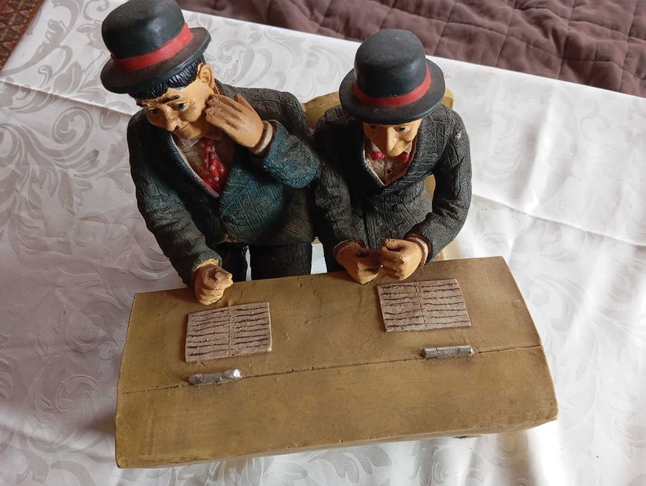 Statuetă Stan și Bran