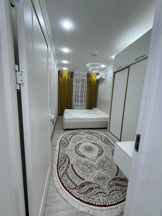 Себзорда 3 хонали, евроремонт килинган квартира сотилади