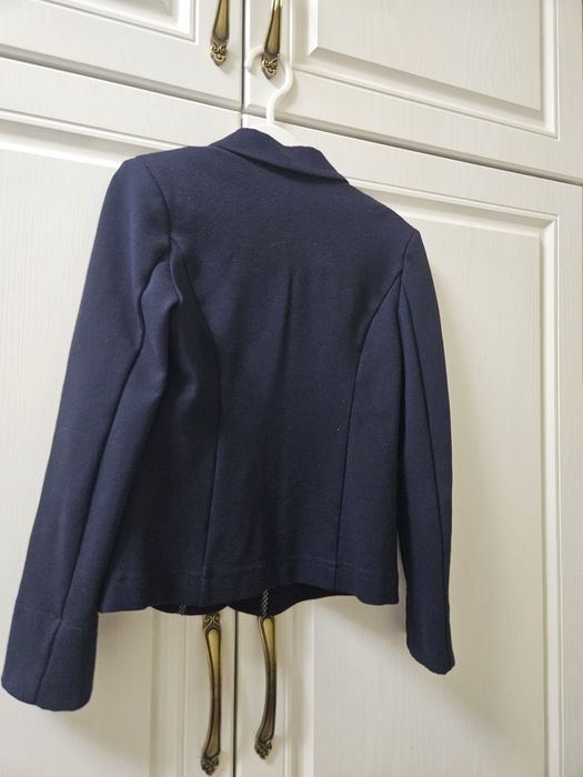 Школьный пиджак на девочку 128