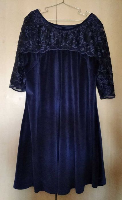 Продам платья на полных