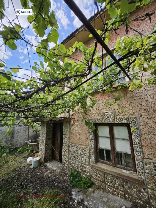 Продава се Къща в с. Брестовец, Област Плевен - 120 кв.м за 417 €/кв.м - Снимка #1