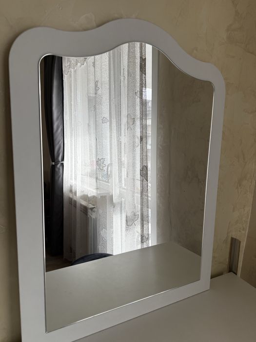 Нова тоалетка за грим