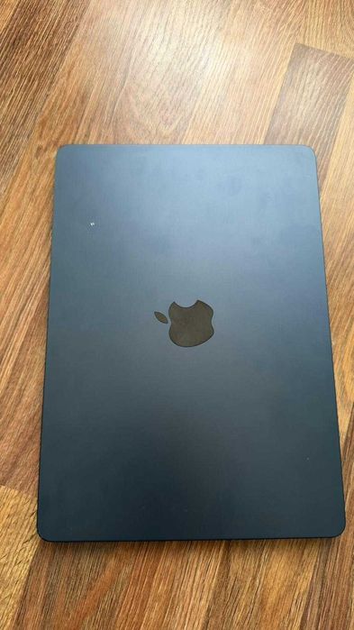 Vand laptop MacBookAir