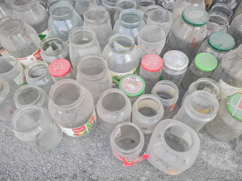 Банки разные даром