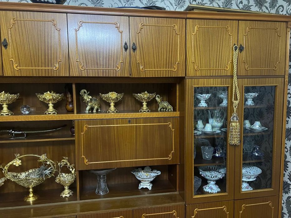 Продаётсья мебел и трубы