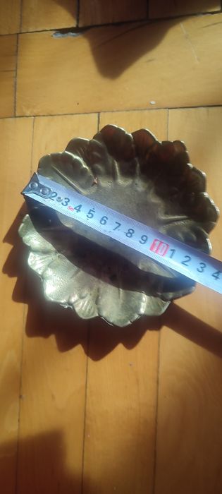 scrumiera bronz masiv 14cm forma frunza