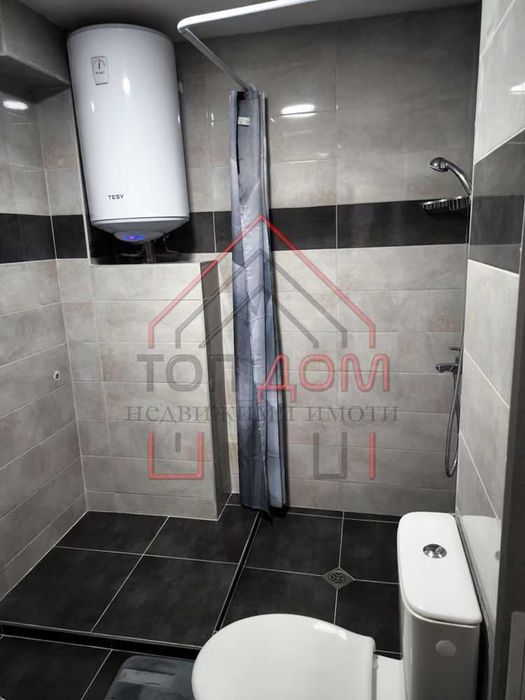 Продава се Тристаен апартамент в Варна, Колхозен пазар - 100 кв.м за 1650 €/кв.м - Снимка #11