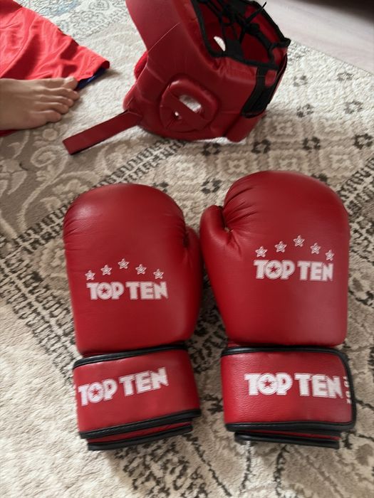 Пррдам Everlast шлем и Top Ten перчатки