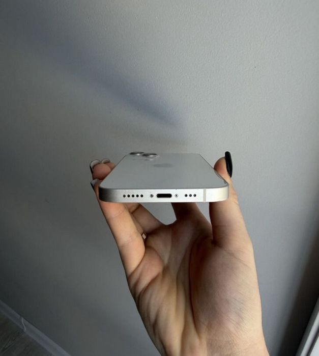 iPhone 13 128GB с гарантией