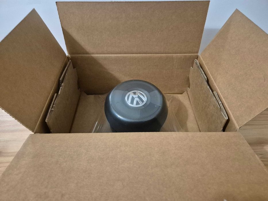 Airbag volan Volkswagen UP An 2011-2019 cod 1S0880201B