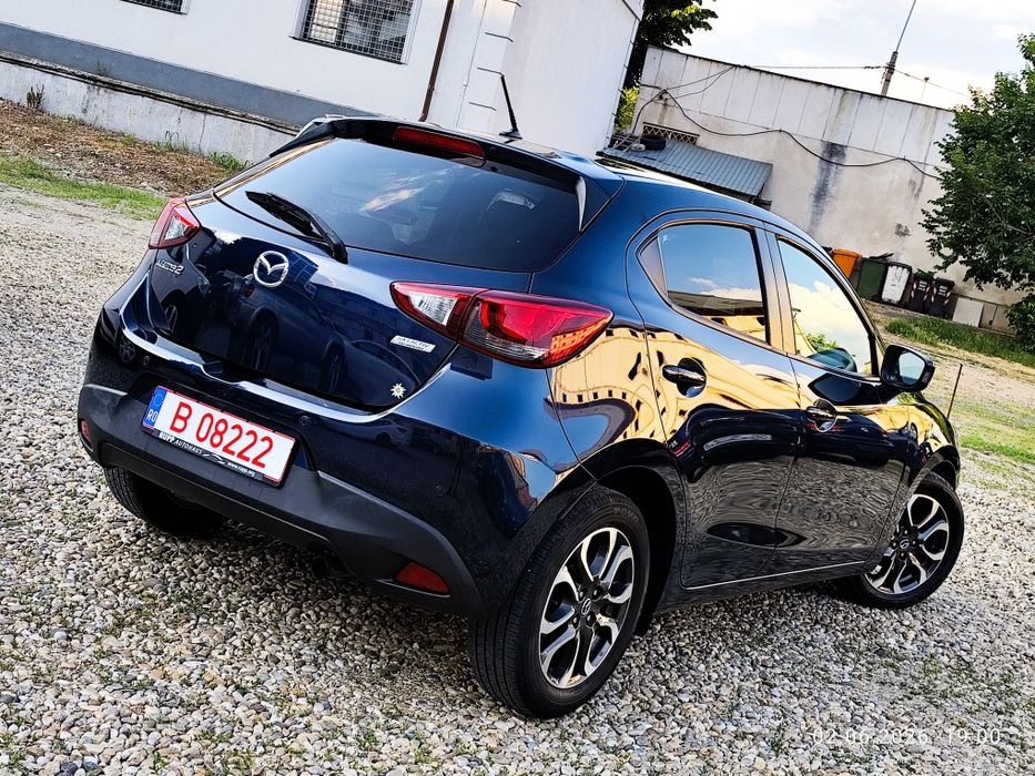 MAZDA 2 2016 — imagine 3