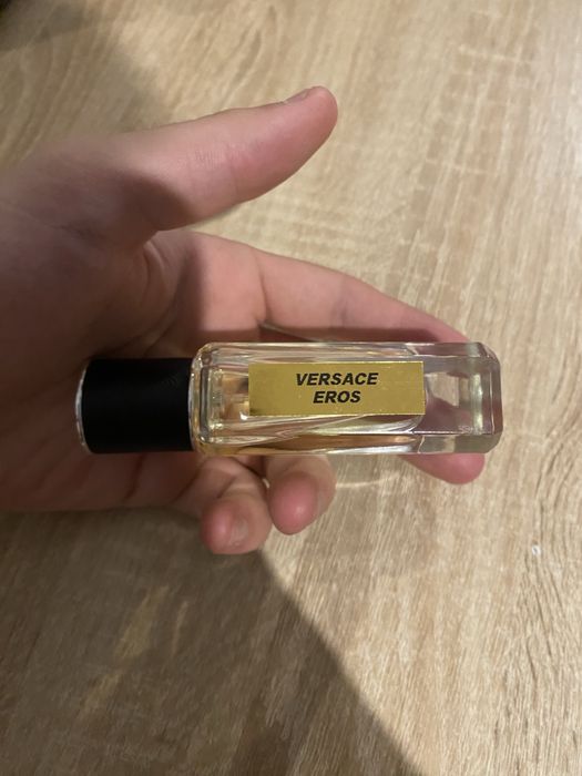 Продам Versace eros