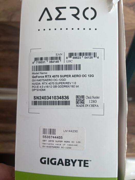 Gigabyte 4070 Aero 12gb видео карта БЯЛА