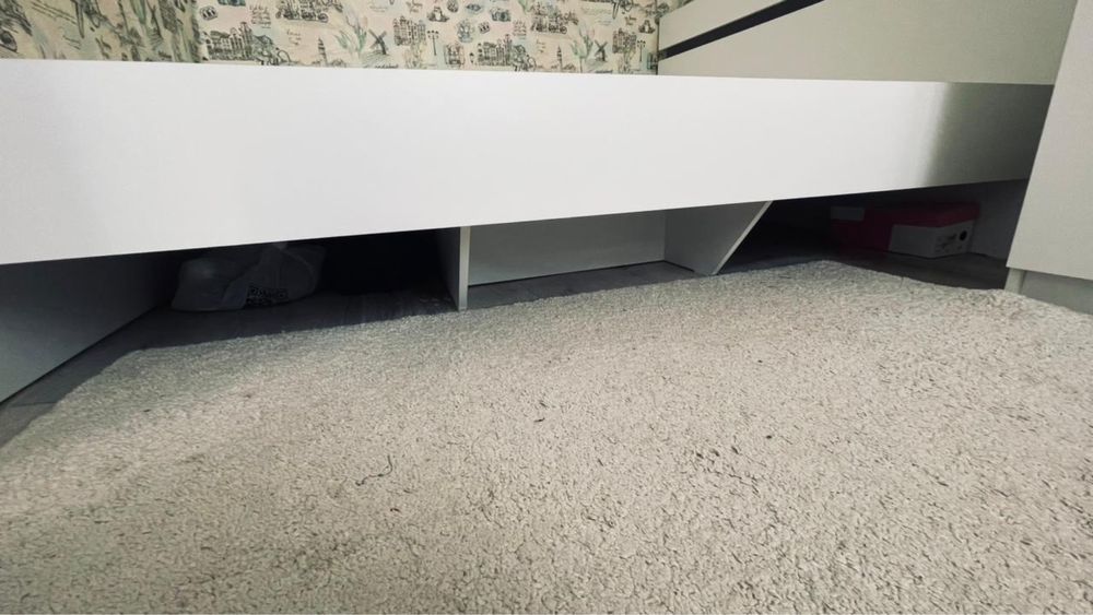 Двухспальная кровать