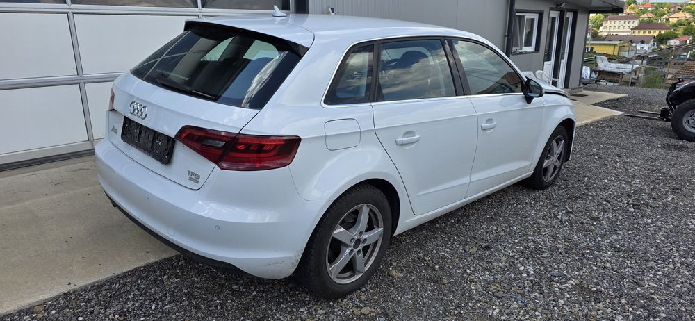 AUDI A3 2015 — imagine 3
