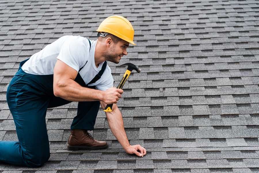 Montatori de acoperis tigla metalica, tinichigii acoperisuri tigla