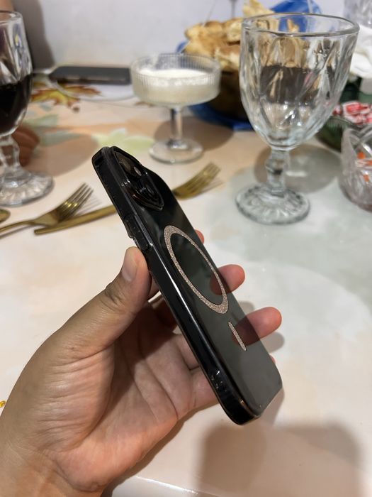 Срочно продам iphone 15