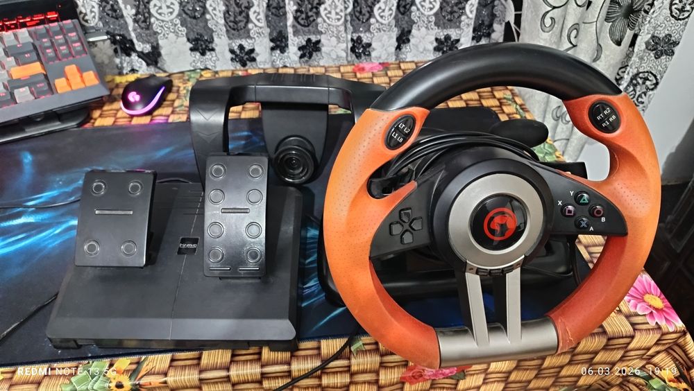 Vand volan gaming scorpion GT-902