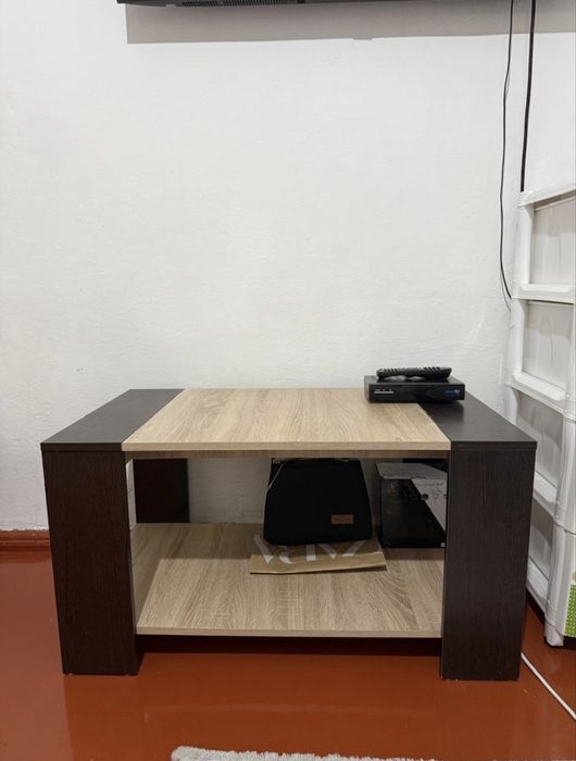 Журнальный столик