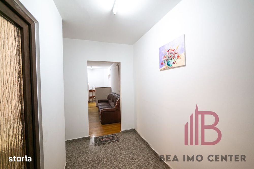 Birou ultracentral, parter, ideal pentru cabinet, birou, sediu firmă!