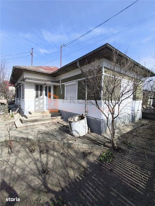 Casa tip parter zona Pietroasele