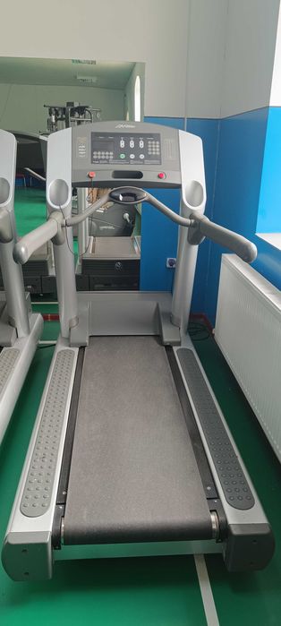 Lichidare Sală Fitness – Echipamente Profesionale (Life Fitness,Toorx)