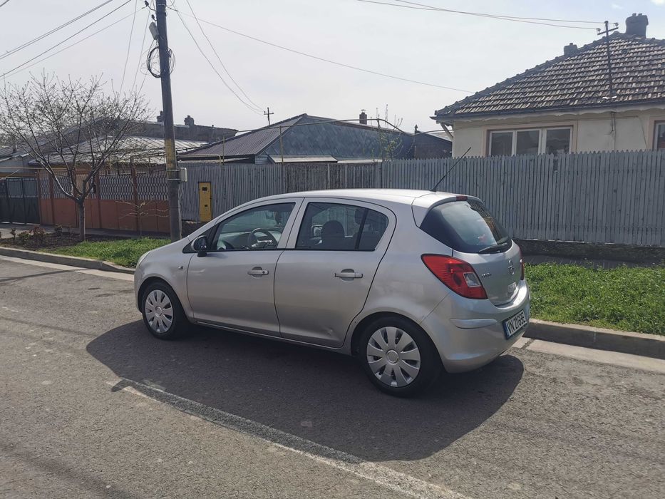 Vând Opel corsa 1.3 diesel