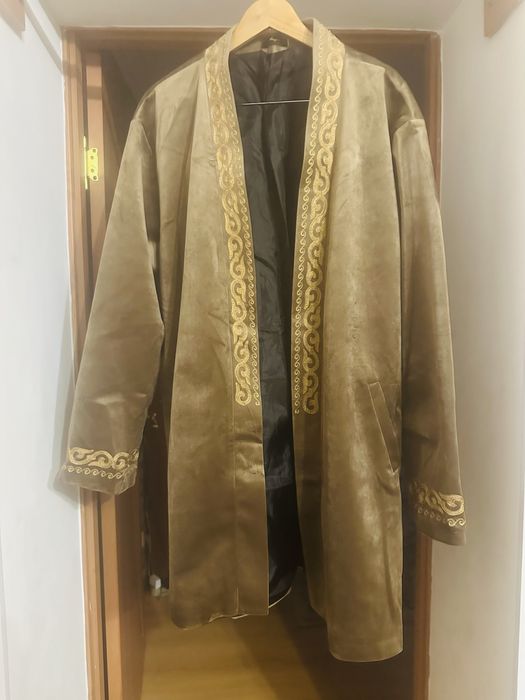 Камзол, чапан, платки, кудалык продам