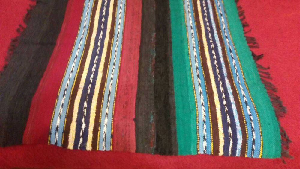 Ръчно тъкани черги